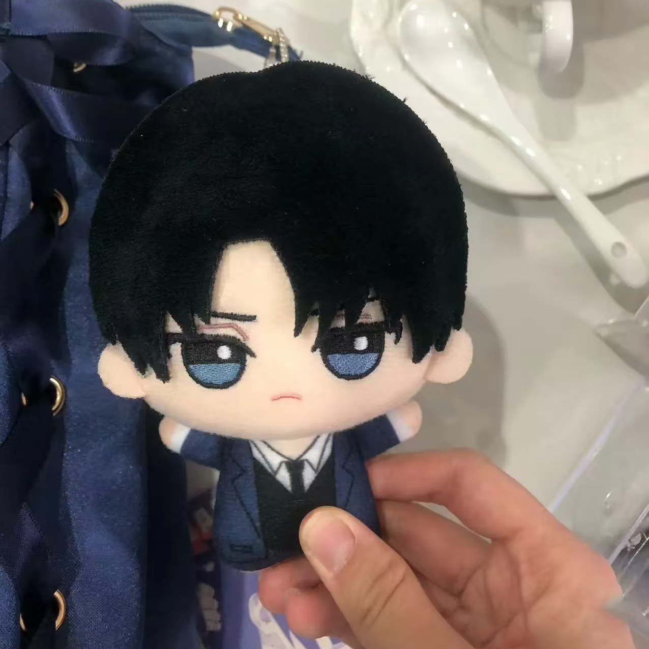 10cm Pluszak Levi Ackerman Fig – Anime Cosplay Event recenzja i cena